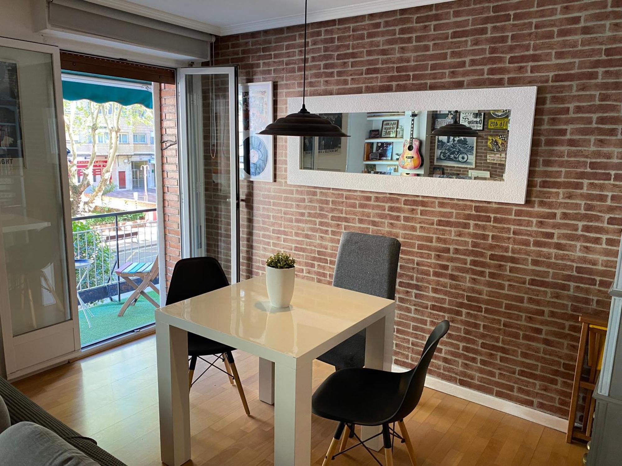 Apartamento Estilo Vintage Centrico Y Garage Incluido Logroño Exteriér fotografie